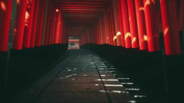 explore-fushimi-inari