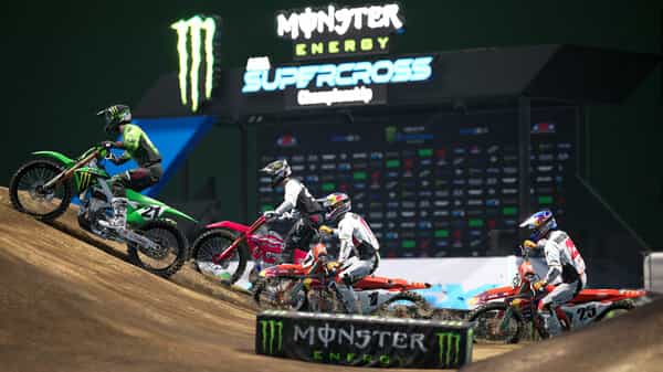 monster-energy-supercross-the-official-videogame-6